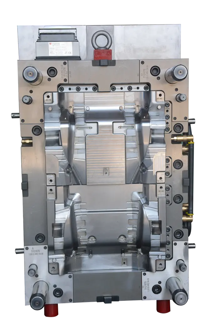 5.2 ton large scale automotive mold with 800k shot life